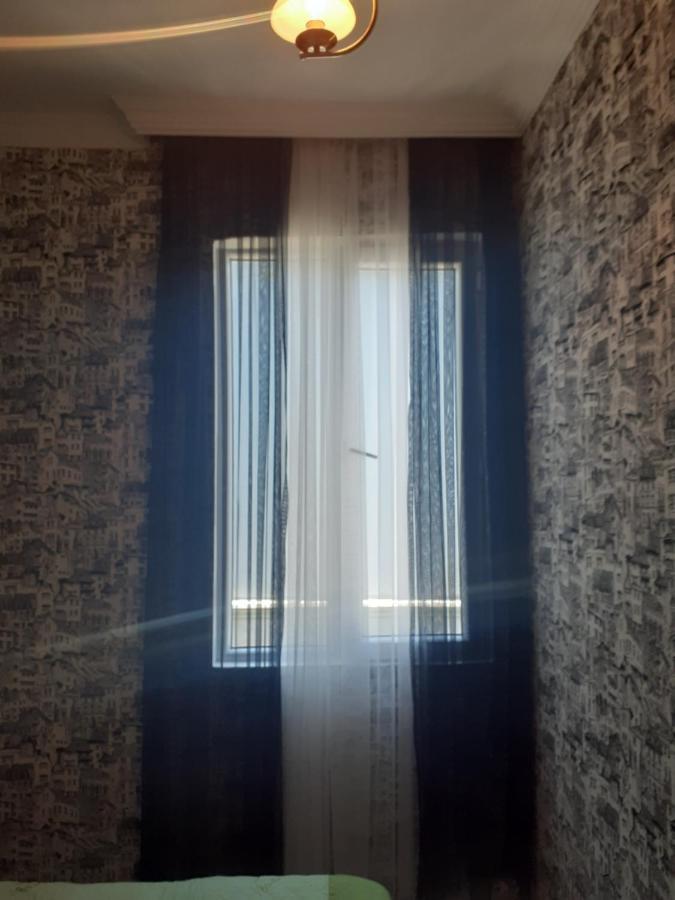 Guest House Quiet Home Batumi Esterno foto